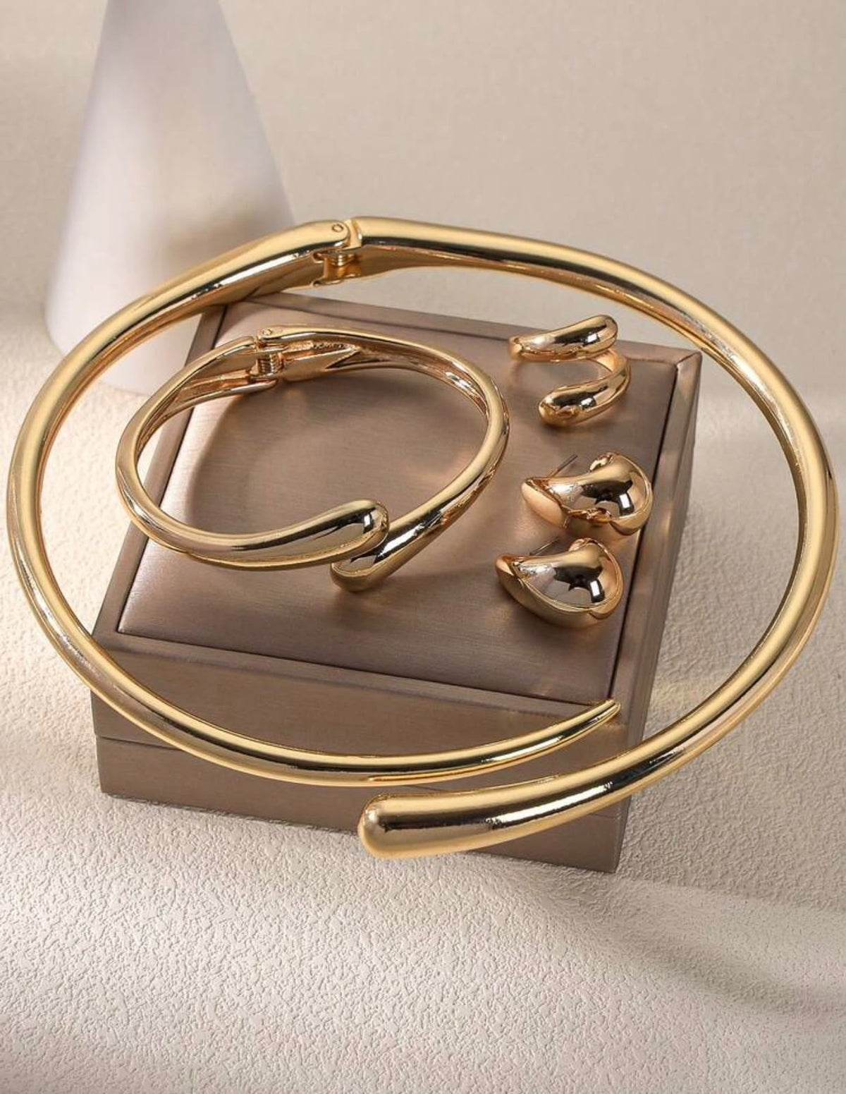 Golden Curve Set