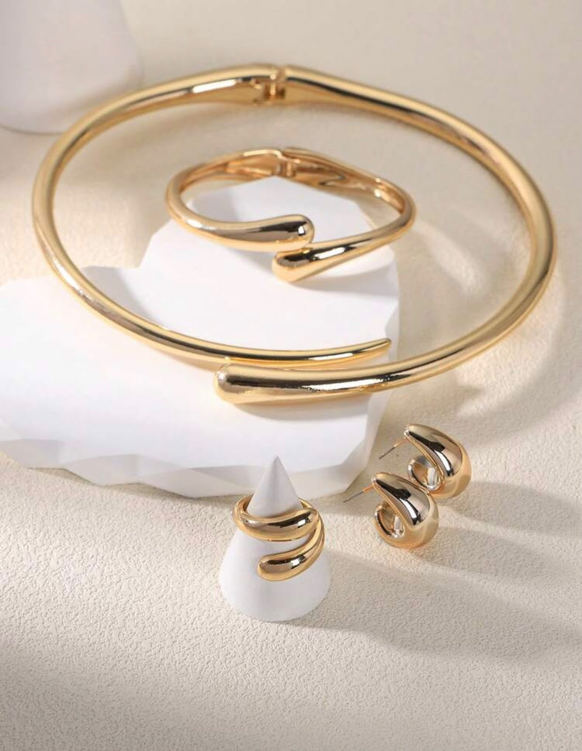 Golden Curve Set